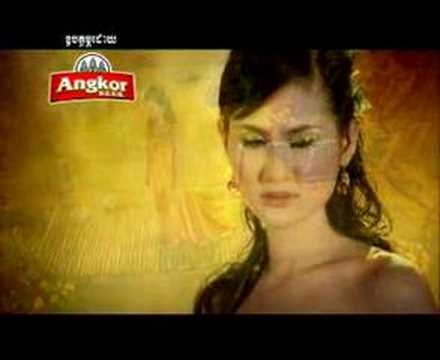 Tus Yang Na Min Saob Bong  | Sokun Nisa |