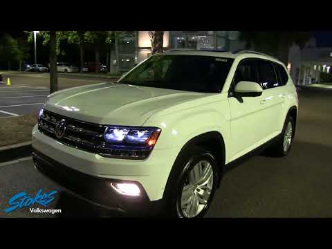 NIGHT REVIEW   2018 Volkswagen ATLAS SEL Premium   Overview of Exterior & Interior Lighting   LED