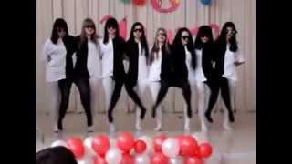 Black and White Tights Dance  (with 