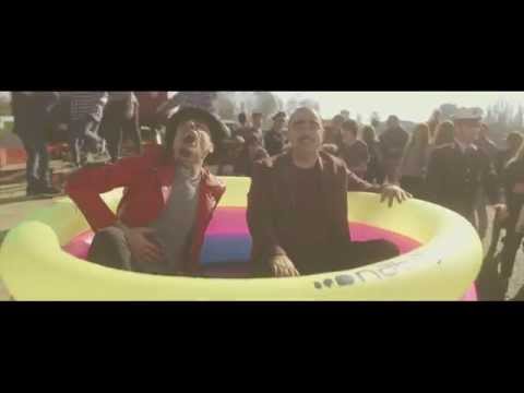 Video thumbnail for La Tangenziale (Multiplatinum Edition Version)