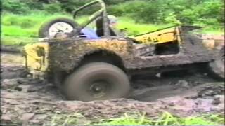 preview picture of video '1997 Vintage offroad - G - Old Florida road Johns Willys stuck.'