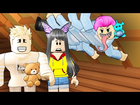 ROBLOX BUT I AM A CENTIPEDE! (Roblox With Friends!)