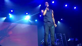 Brian McKnight Live - Shoulda Woulda Coulda - Front Row Best Seat