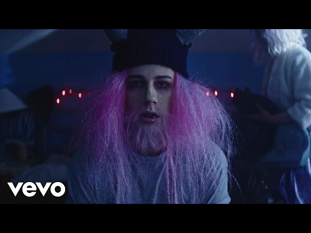 YouTube Thumbnail