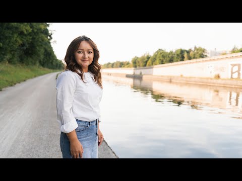 Mariana Floruta - Sunt copil de Dumnezeu (Official Video)