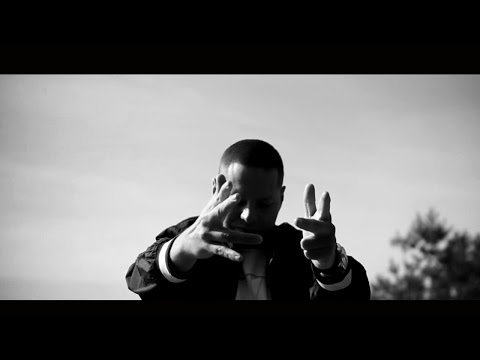 Człowień - Strasznie głośno niesamowicie blisko feat. Rekord (prod. MZG) [OFFICIAL VIDEO]