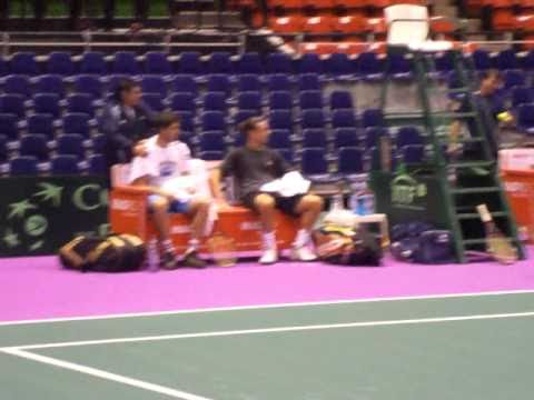 Peloteo tradicional entre subcapitán Rivera y encordador Pianelli