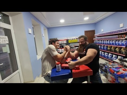 Giorgi romanadze 105 kg vs Anri Bukia 60 kg / Genadi Kvikvinia