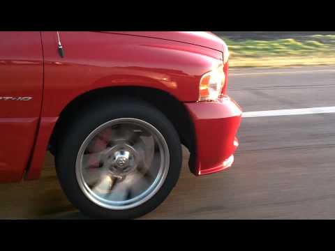 2001 Ford Lightning vs Dodge Ram SRT 10 run 2