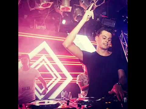 Mike williams x Brooks Vs Alessia Cara Stay Jetlag (LCR mashup)