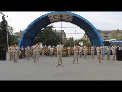 «Шаланды»: Выступление военного оркестра в Славянске