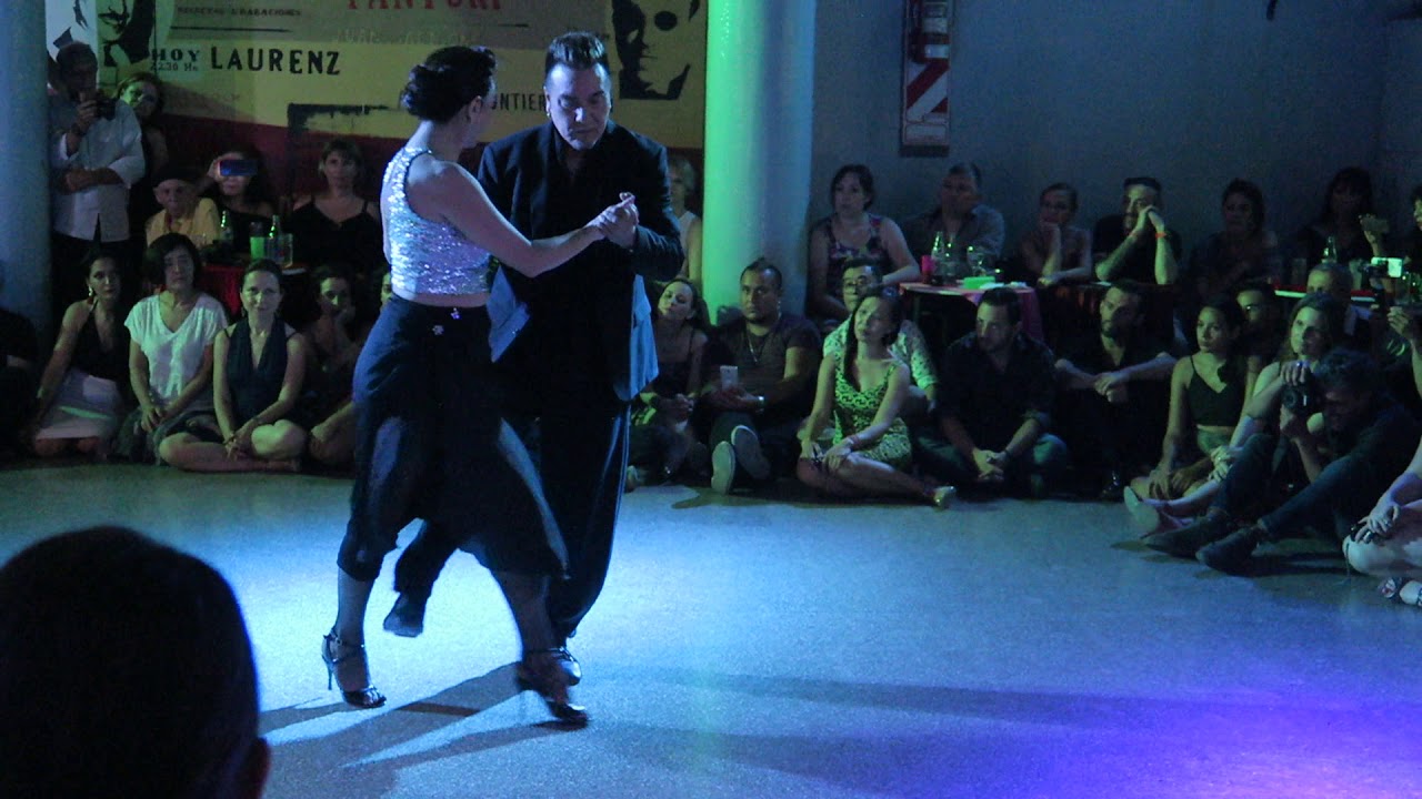 Mariano Chico Frumboli y Moira Castellano at Milonga Viva La Pepa 2020 2