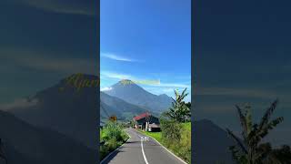 Download lagu Ayah aku rindu - Tri Suaka #lyrics #ayahakurindu #trisuaka #storywa #shorts #foryou #fyp mp3