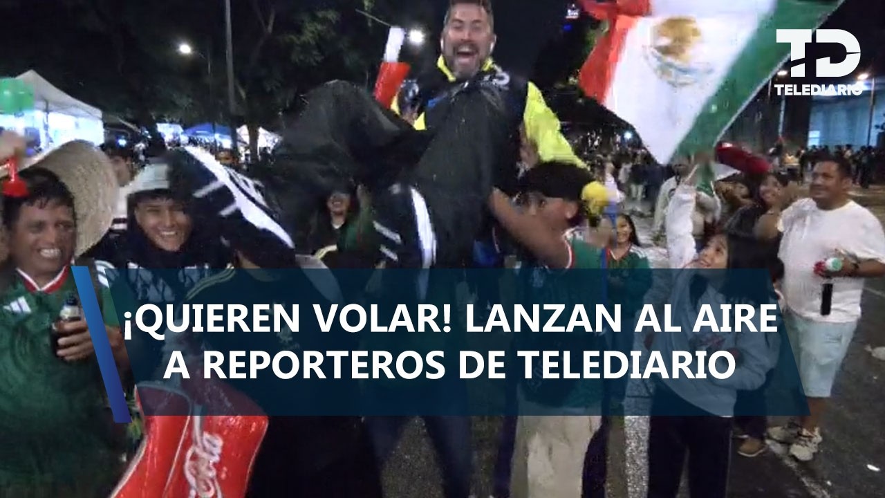 Reporteros de TELEDIARIO son lanzados al aire por aficionados en plena transmisión en vivo