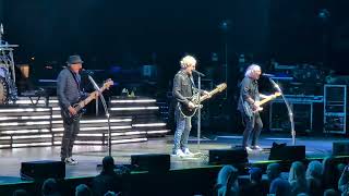 Time for Me to Fly by Kevin Cronin Band lead singer REO Speedwagon at Milwaukee WI Lakefront 2025