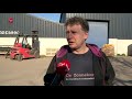 Flevoland in actie voor Oekraïne: inladen vrachtwagen in Lelystad