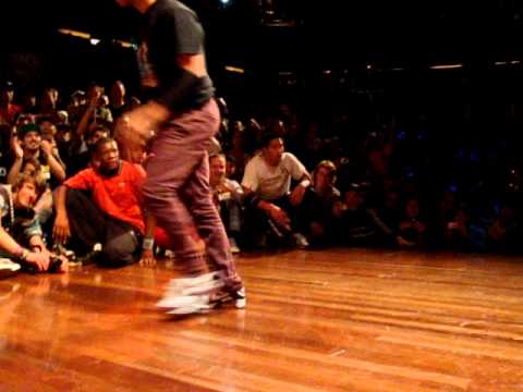 IBE 2010 BATTLE  POWERMOVE // Billy boy, Pocket , Nox , Lil G