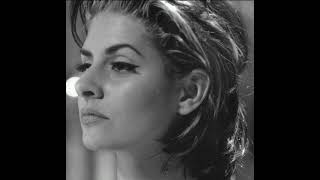 Um Dia Não, Outro Sim - Fernanda Abreu (Citação: Loving You / Seven Seconds / Você Pra Mim)