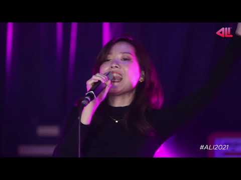 Anugerah Lagu Indie 2021: SHN - All The Other Boys.