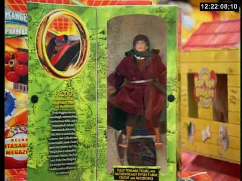 Inside a Toys“R" Us Store in 2001