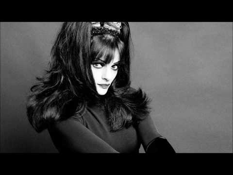 Video thumbnail for Let Me Entertain You