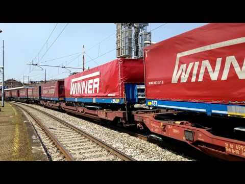VECTRON 191 015 DB CARGO ITALIA  CON IL WINNER SPEDITION TRANSITA A MILANO LAMBRATE. 10 - 6 - 2017
