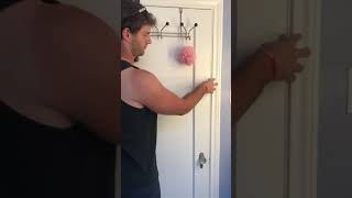 How to lock/unlock bathroom door stopper