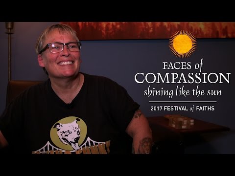 Faces of Compassion - Maureen Keenan, loving dogs and their owners