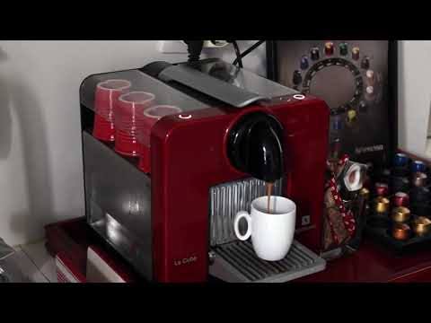 Nespresso Nestle Le Cube C185 Coffee & Espresso Combo