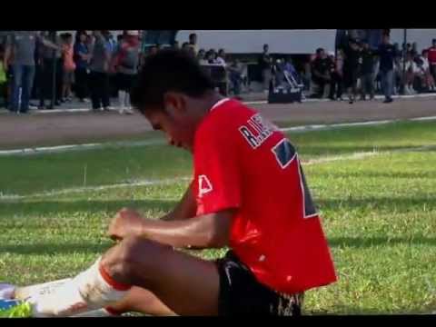 si Ale Hitam......song by Fredi Marley...