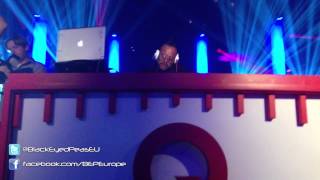 Fly &amp; The Time (Dirty Bit) - Apl.de.ap DJ Set Privilege World Tour, Brussels