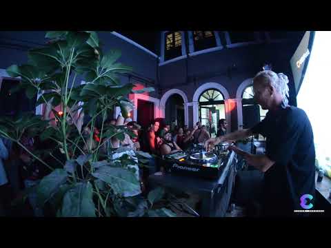 Center Sessions por colectivo DMT y Más Volumen Productions