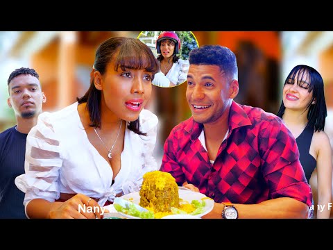 I agree to go out with two men on the same day and this happens