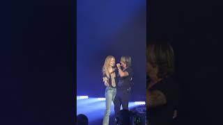 Nicole Kidman surprises fans at Keith Urban concert #shorts