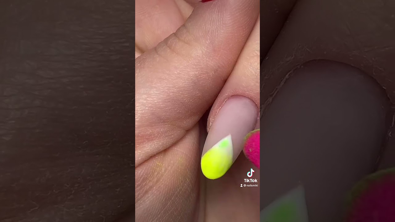 Tutorial nail art fluo