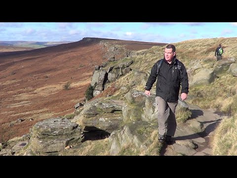 031: Heights of Hathersage (Hathersage, Stanage Edge and Higger Tor) (Peak District 2014)