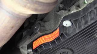 Download Lagu ZF 8HP Transmission Fluid Level Check - No Dipstick Thumbnail