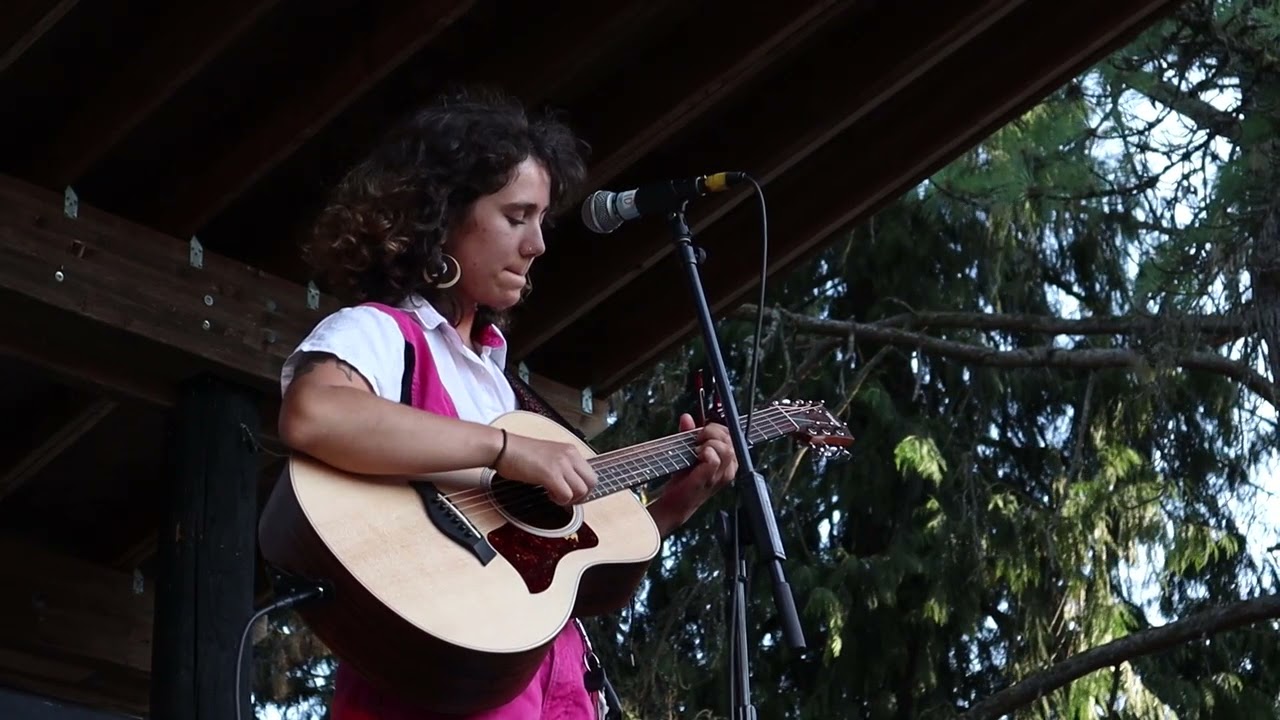 Promotional video thumbnail 1 for Olivia Klugman