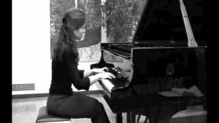 preview picture of video 'Ana Laura Manero performs Debussy Children's Corner'