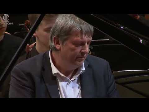 Rachmaninoff - Piano Concerto No. 2 (Boris Berezovsky)