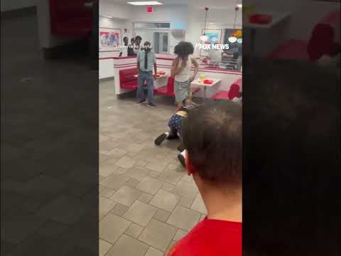 Violent brawl ERUPTS inside In-N-Out Burger #shorts
