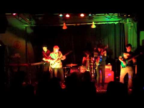 Moon Cadillac - Party People (Live)