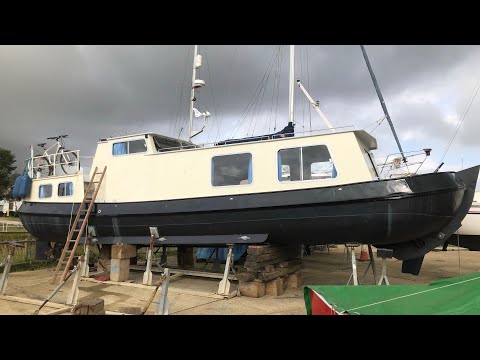 Live aboard Dutch Barge