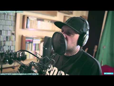 BitZa featuring Ombladon & Freakadadisk   Nopti Albe Pentru Zile Negre