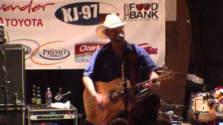 Acoustic Performance by &quot;Cody Johnson Band&quot;.mpeg