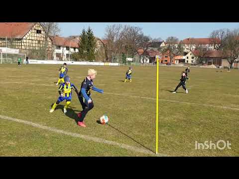 F-Junioren Staffelsieger Uh mit Spielszenen gegen Unstrut Eagles Fussball Großvargula