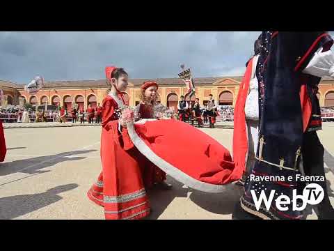 Lugo: Palio Contesa Estense, il rione Cento si aggiudica il palio della Caveja 2025!