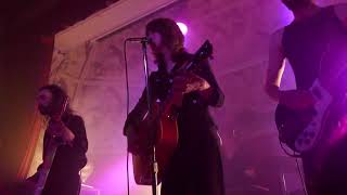 Blossoms powracają do Deaf Institute po dekadzie
