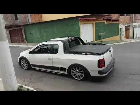 Saveiro tocando funk