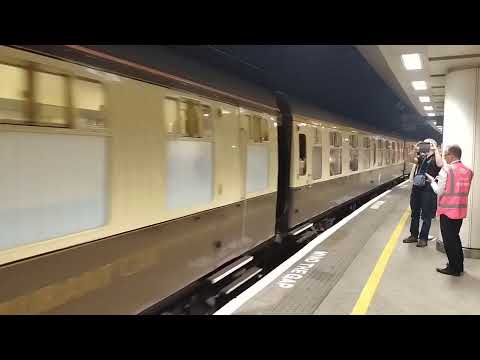 33025 33029 leaving Birmingham New Street on the Dorset Coast Explorer 06/08/2022
